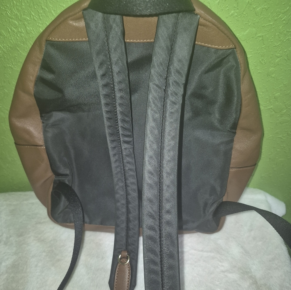 Coach Signature Brown Backpack with Gold Accents - Picture 2 of 7